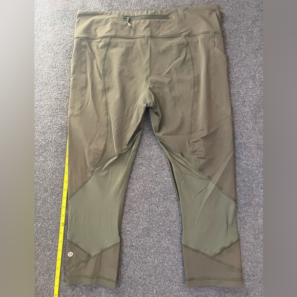 Lulu Lemon Dark Green Leggings Size 12 - Picture 2 of 6